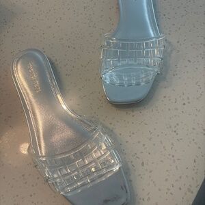 Veronica Beard Maris Jelly Sandal